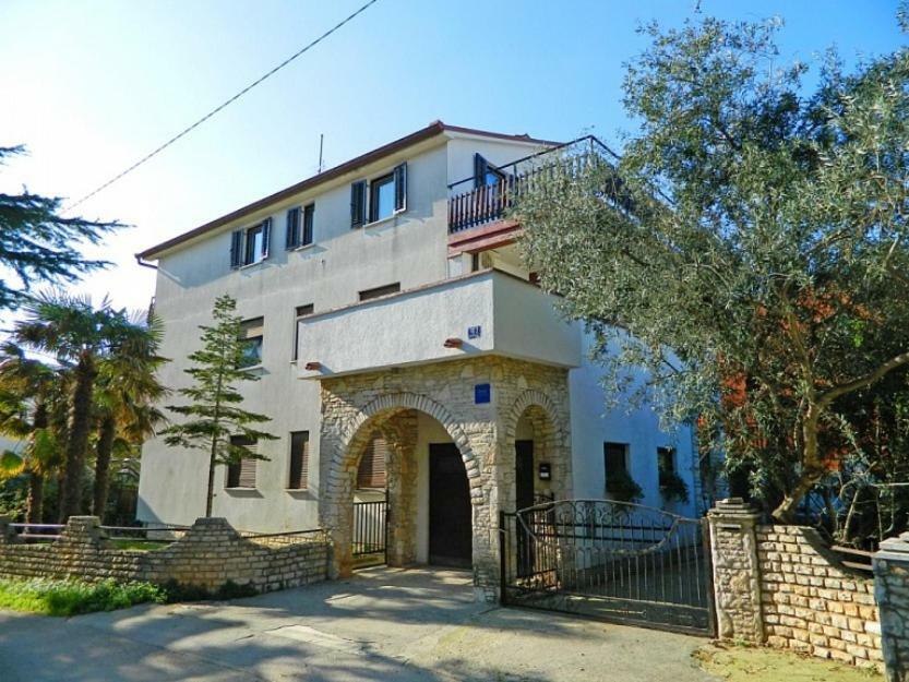 Apartments Dora Медулин Экстерьер фото