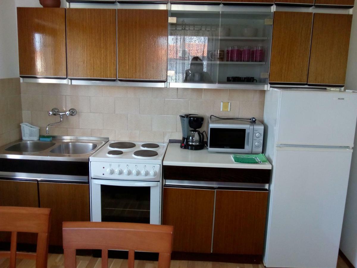 Apartments Dora Медулин Экстерьер фото