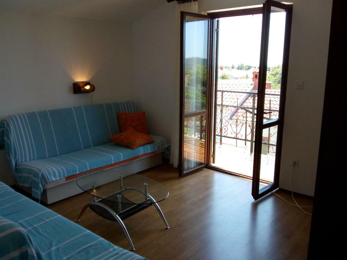 Apartments Dora Медулин Экстерьер фото