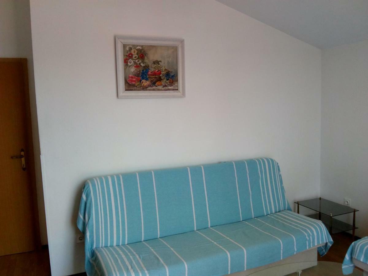 Apartments Dora Медулин Экстерьер фото
